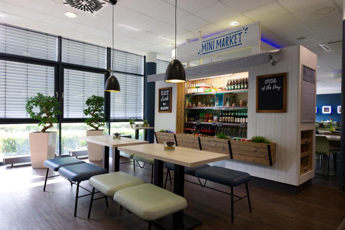 Ibis Budget Koeln Messe Exterior photo