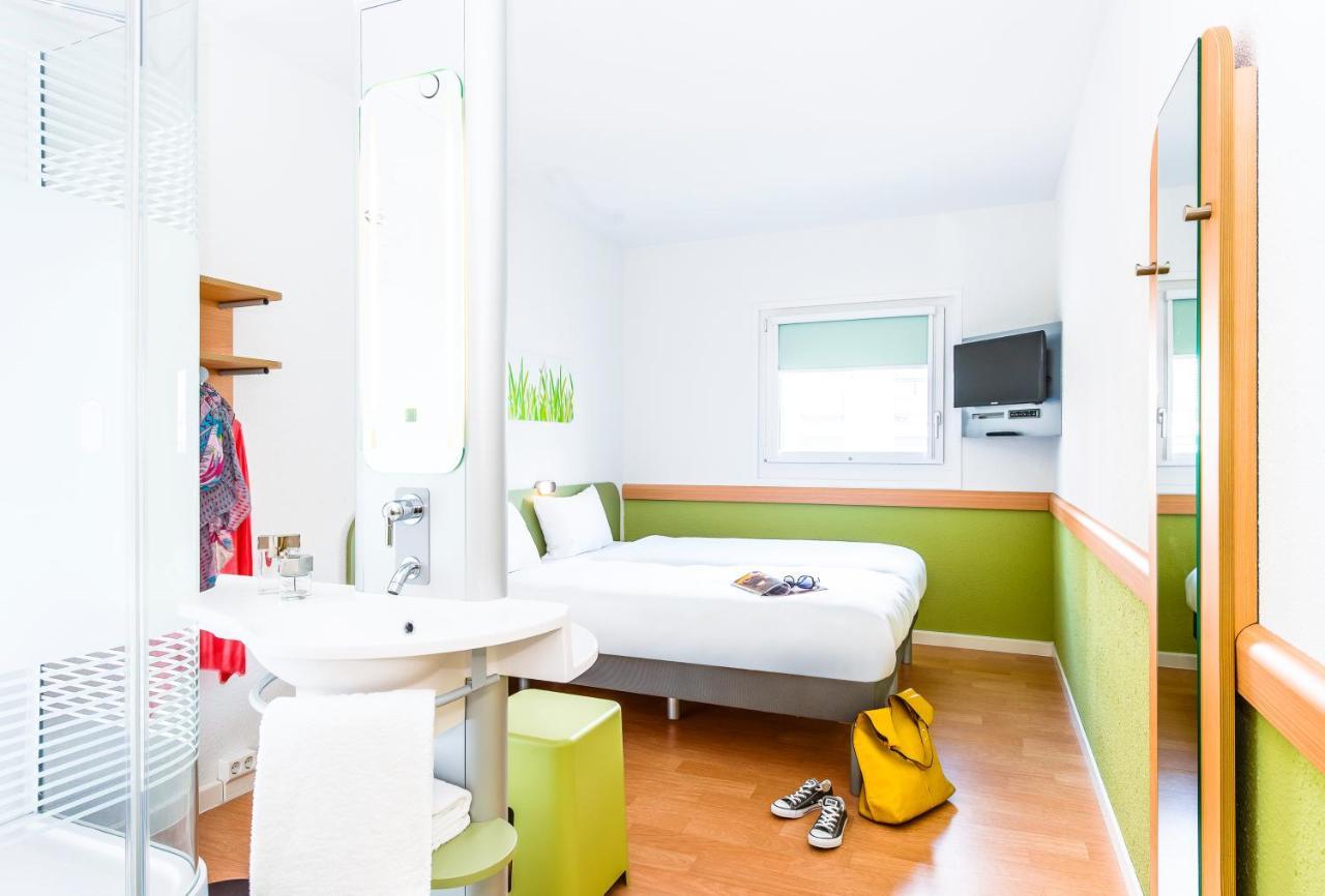 Ibis Budget Koeln Messe Exterior photo